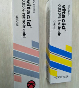 Vitacid Tretinoin 0.025% cream tube