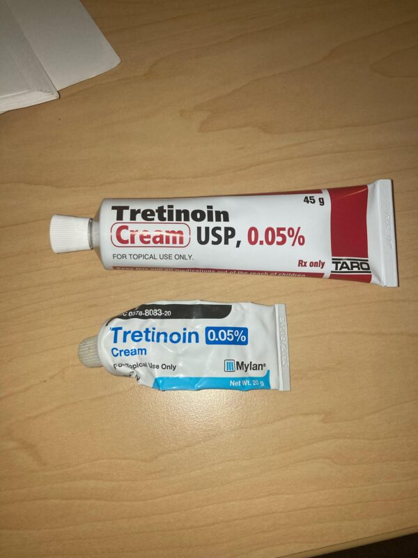 Tretinoin 0.05% cream tube